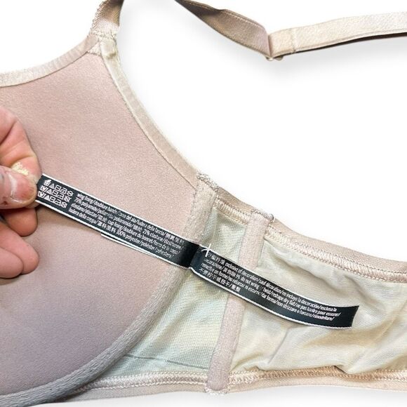 VICTORIA’S SECRET Women’s Nude Very Sexy Push-Up Bra 36DD - Picture 5 of 5